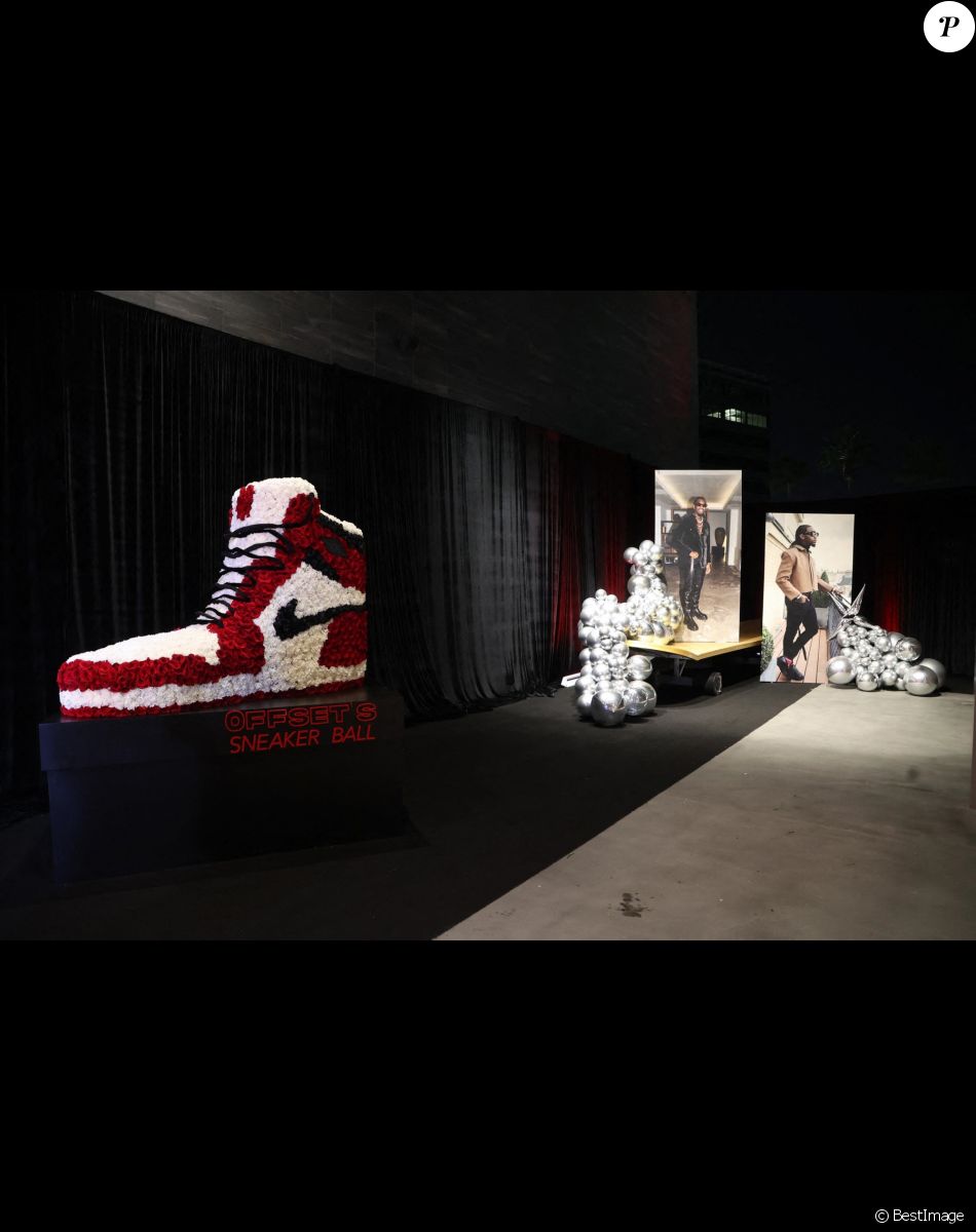 Offset a fêté ses 30 ans à Sneakertopia LA. Los Angeles, le 21 décembre 2021.