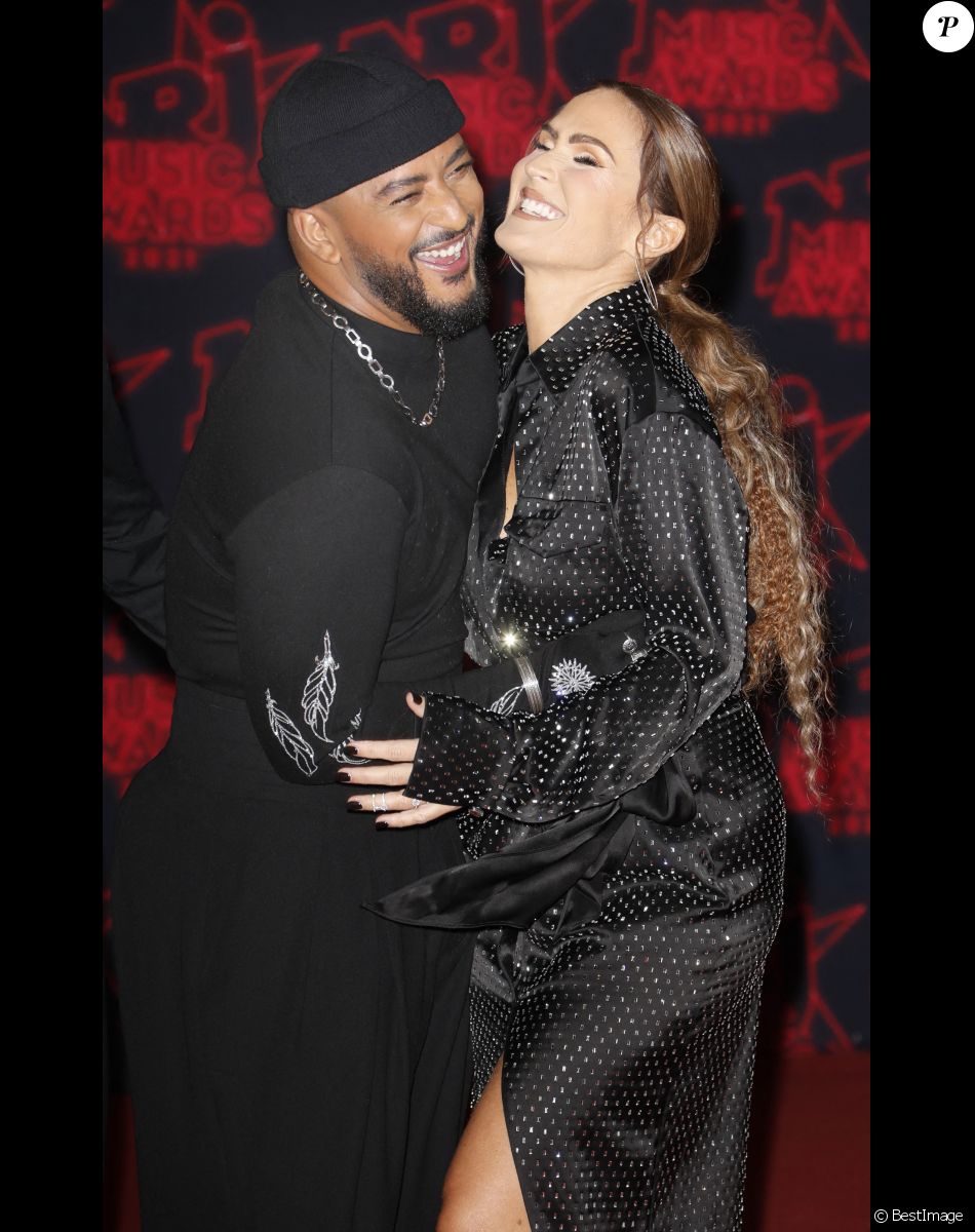 Slimane, Vitaa lors de la 23ème édition des NRJ Music Awards 2021 au Palais des Festivals de Cannes, le 20 novembre 2021. © Christophe Aubert via Bestimage