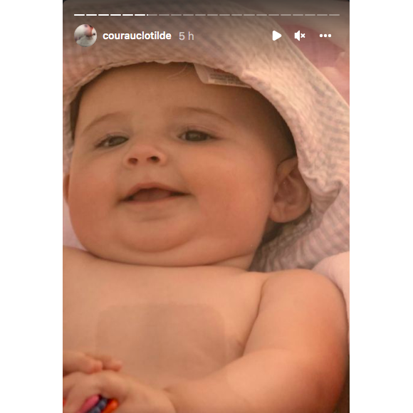 Clotilde Courau célèbre les 18 ans de sa fille aînée, la princesse Vittoria, sur Instagram le 28 décembre 2021.