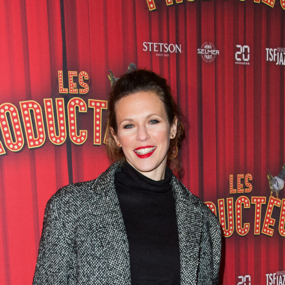 Lorie Pester - Première de la pièce "Les producteurs" au Théâtre de Paris. Le 2 décembre 2021. © Christophe Clovis / Bestimage