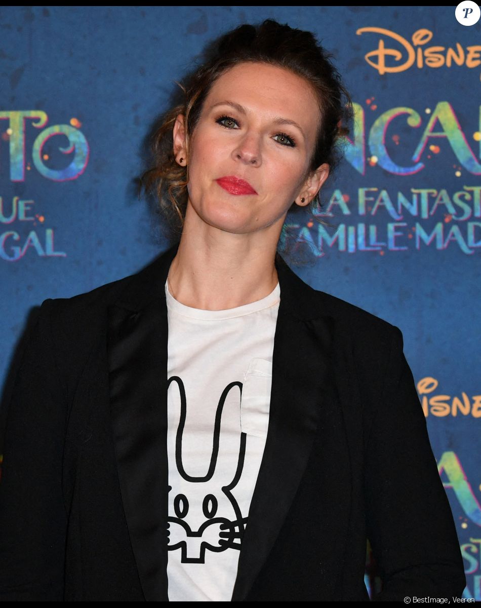 Lorie Pester - Avant-première du film "Encanto" de Disney au Grand Rex à Paris le 19 novembre 2021. © Veeren/Bestimage