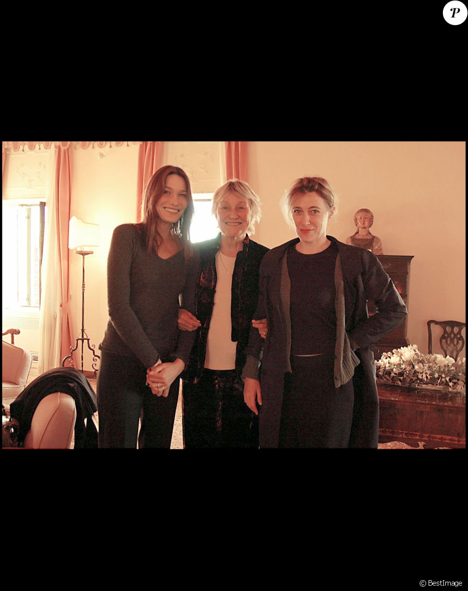 Marisa Borini et ses filles, Carla Bruni-Sarkozy et Valeria Bruni-Tedeschi à Venise en 2009.