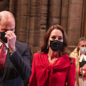 Le prince William, duc de Cambridge, et Catherine (Kate) Middleton, duchesse de Cambridge, assistent au service de chant communautaire Together At Christmas à l'abbaye de Westminster, à Londrtes, Royaume Uni, le 8 décembre 2021. 