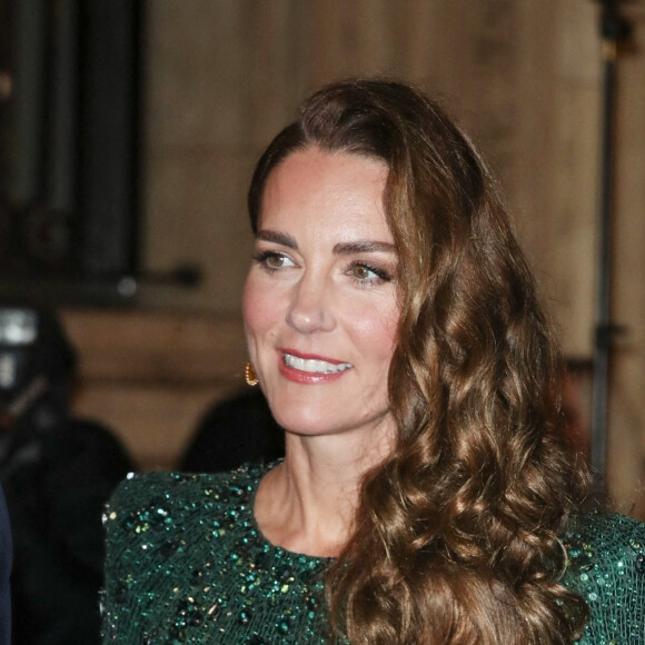 Kate Catherine Middleton - Le duc et la duchesse de Cambridge à leur arrivée au "Royal Variety Performance 2021" au Royal Albert Hall à Londres. Le 18 novembre 2021 