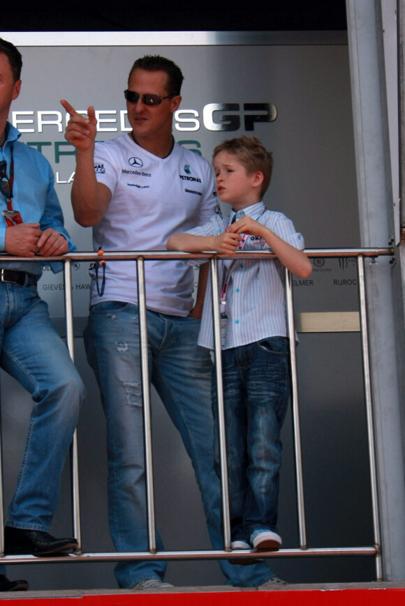 Michael Schumacher et son fils Mick au Grand Prix de F1 de Monaco, le 16 mai 2010.