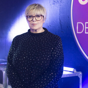 Exclusif - Laurence Boccolini - Backstage de l'enregistrement de l'émission "Les comiques préférés des français" au Palais des Sports (Dôme de Paris) à Paris, qui sera diffusée le 17 avril sur France 2 © Pierre Perusseau / Bestimage