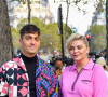 Louane Emera et son compagnon Florian Rossi arrivent au défilé de mode Miu Miu lors de la Fashion Week printemps/été 2022 à Paris, France, le 5 octobre 2021. © Veeren Ramsamy-Christophe Clovis/Bestimage 
