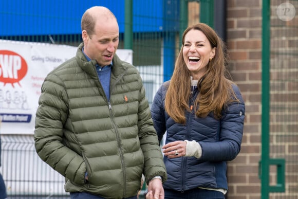 Le prince William, duc de Cambridge, et Catherine (Kate) Middleton, duchesse de Cambridge lors d'une visite au projet "Cheesy Waffles" au centre Belmont Community à Durham, Royaume Uni, le 27 avril 2021.