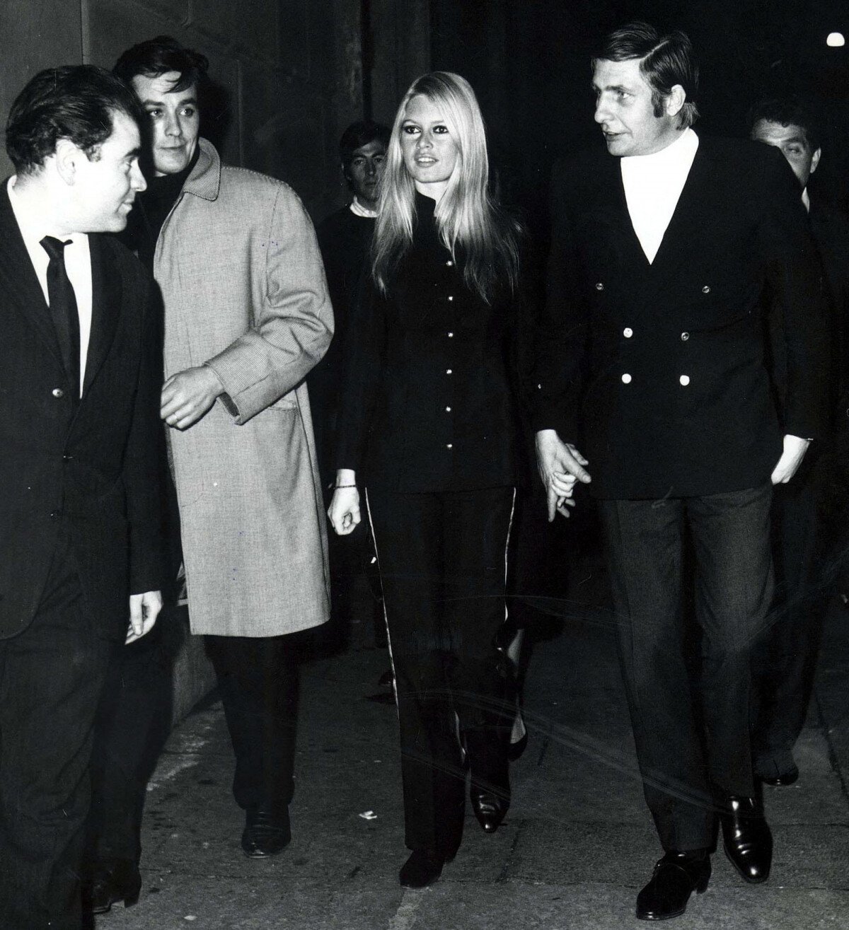 Photo : Brigitte Bardot Et Son Mari Gunter Sachs Avec Alain Delon à ...