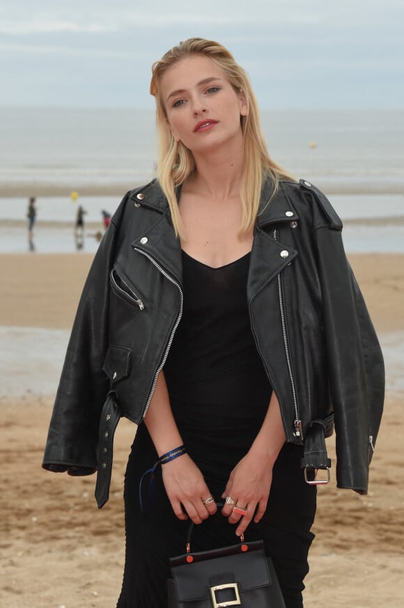 Camille Razat sur la plage lors du festival du film de Cabourg le 16 juin 2018. © Coadic Guirec / Bestimage 