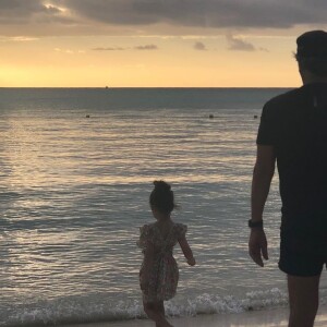 Richard Berry et sa fille Mila sur Instagram. Le 19 août 2021.