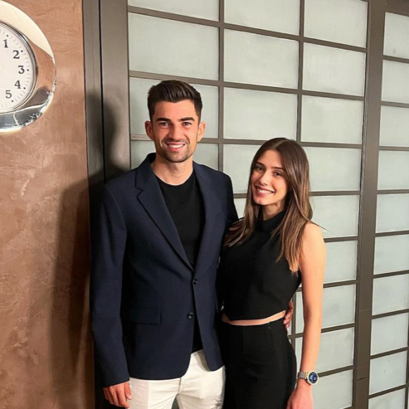 Enzo Zidane et sa fiancée Karen Goncalves ont célébré Noël à Disneyland Paris.
