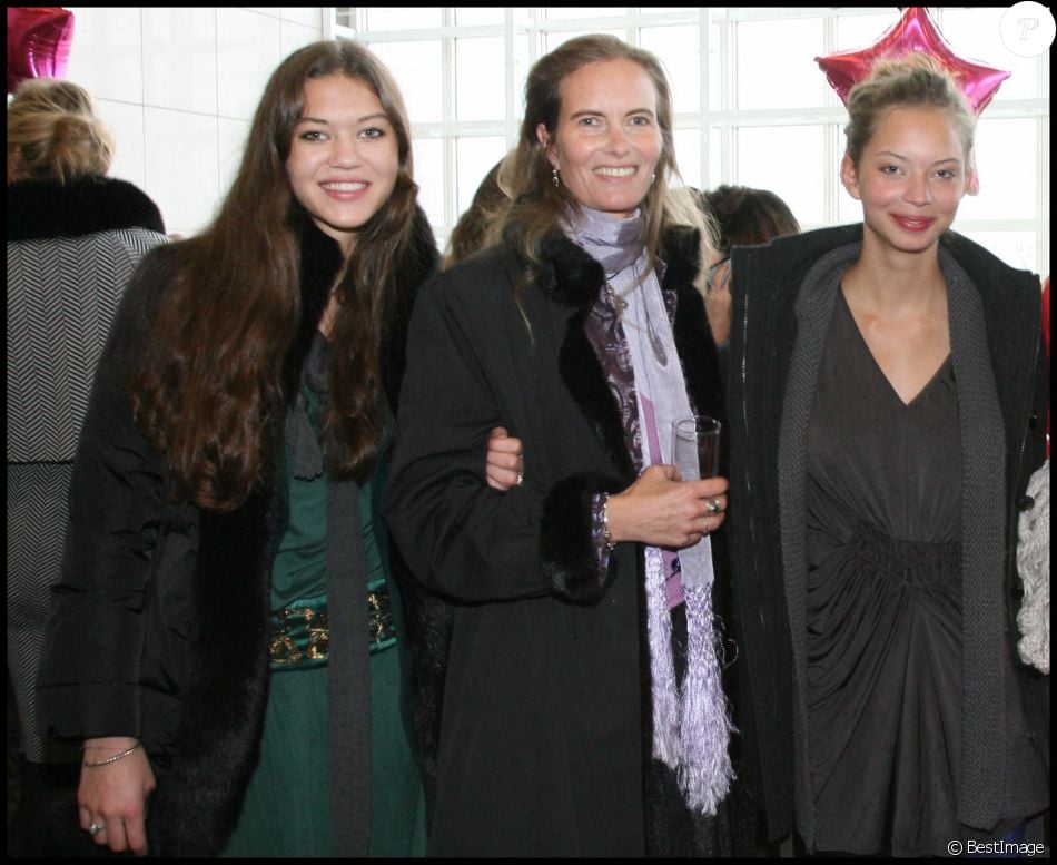 Ludmilla D'Oultremont et ses filles Sasha et Anna-Claria (filles d'Igor