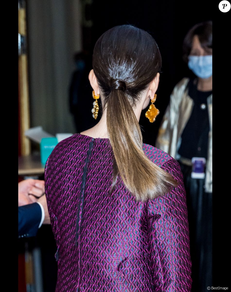 Le prince Carl Philip et la princesse Sofia (Hellqvist) de Suède assistent au 100ème anniversaire de la démocratie en Suède lors d'une soirée à Stockholm le 10 janvier 2022.