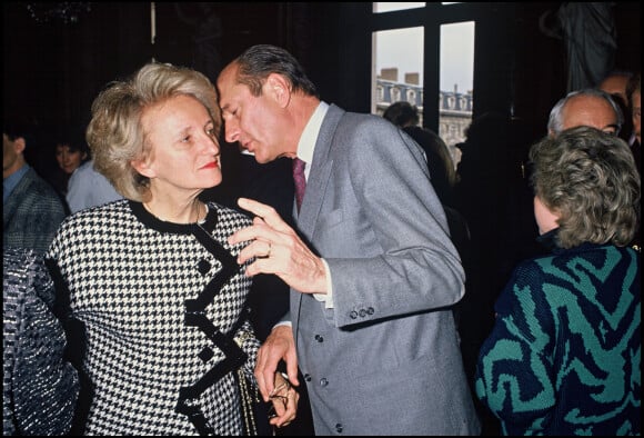 Archives - Jacques Chirac à Matignon avec sa femme Bernadette.