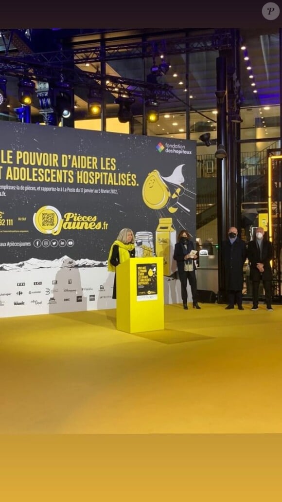 Brigitte Macron à l'occasion du lancement de la campagne 2022 des Pièces Jaunes.