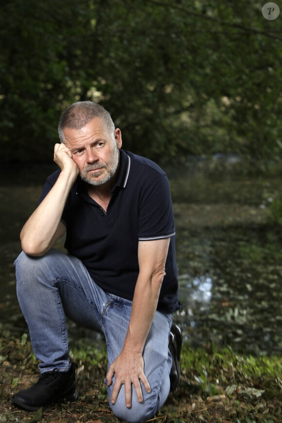 Eric Naulleau lors de la 25ème édition de la "Forêt des Livres", devenue "Les écrivains chez Gonzague Saint-Bris" à Chanceaux-près-Loches. Le 29 août 2021 © Cédric Perrin / Bestimage