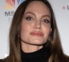 Angelina Jolie - Première du film "Paper And Glue: A JR Project" à Los Angeles le 18 novembre 2021.