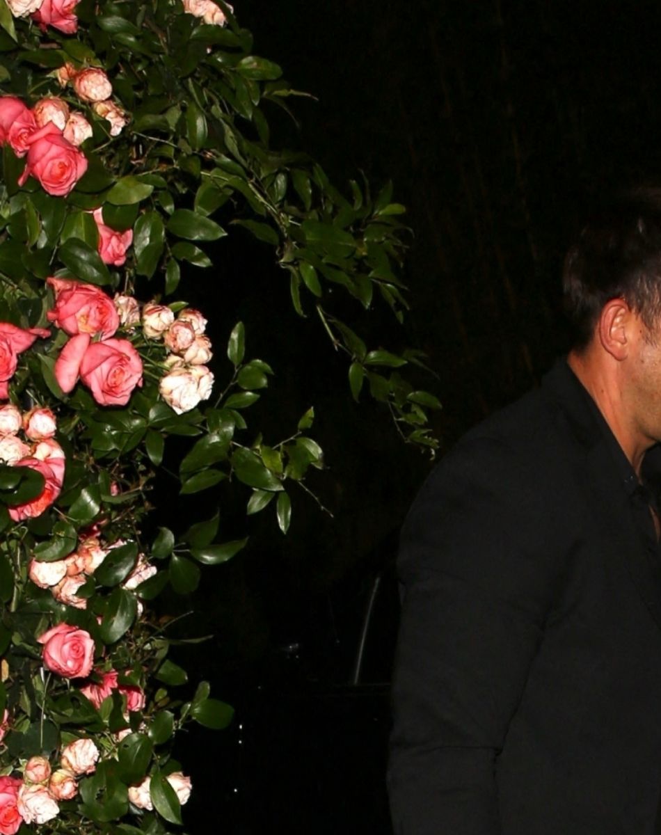 Angelina Jolie se rend à un événement Guerlain à Los Angeles le 17 novembre 2021.