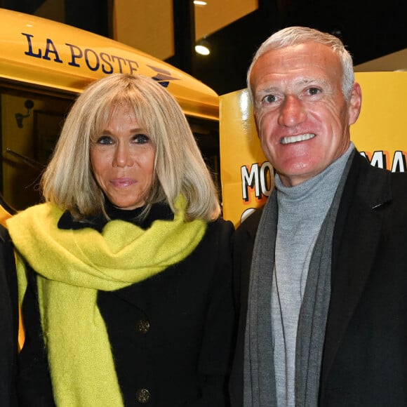 Philippe Wahl, Brigitte Macron et Didier Deschamps - Lancement de l'Opération Pièces Jaunes à La Poste Centrale du Louvre à Paris.© Coadic Guirec / Bestimage