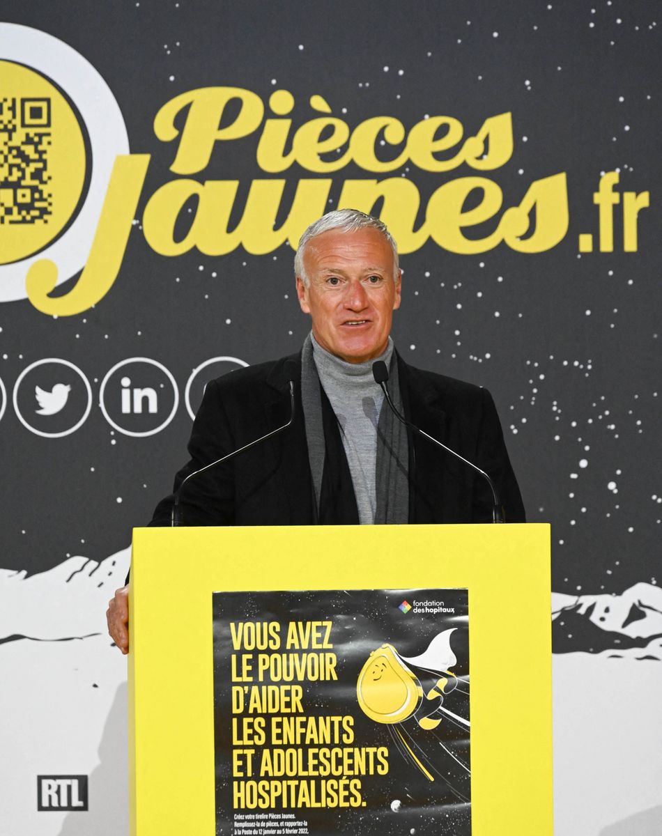 Didier Deschamps - Lancement de l'Opération Pièces Jaunes à La Poste Centrale du Louvre à Paris. Le 12 janvier 2022 © Coadic Guirec / Bestimage