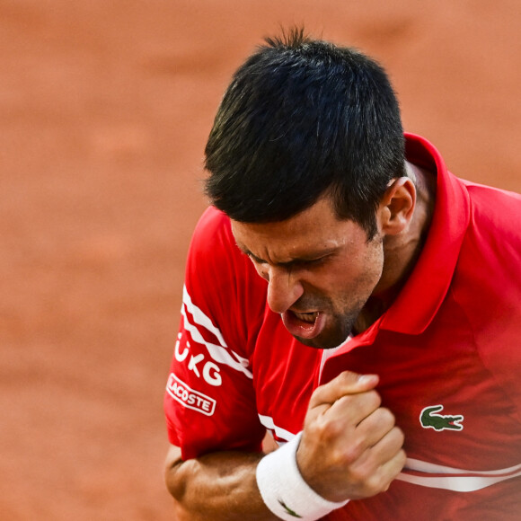 Novak Djokovic en fin de match - Finale hommes lors des internationaux de France Roland Garros à Paris le 12 juin 2021. JB Autissier / Panoramic / Bestimage