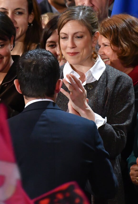 Gabrielle Guallar, la femme de Benoît Hamon, assiste au meeting de Bercy à l'AccorHotels Arena à Paris, le 19 mars 2017. © Lionel Urman/Bestimage