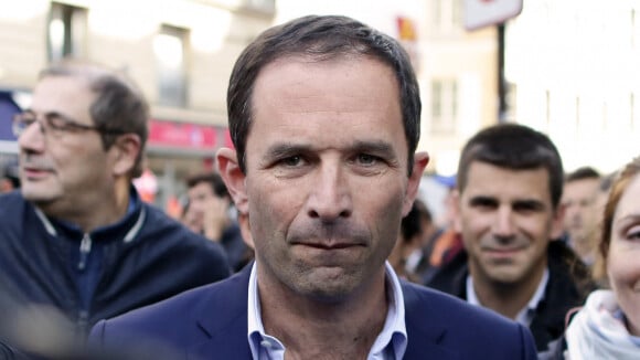 Benoît Hamon chauve et moustachu : son nouveau look fait battre le coeur des Français !