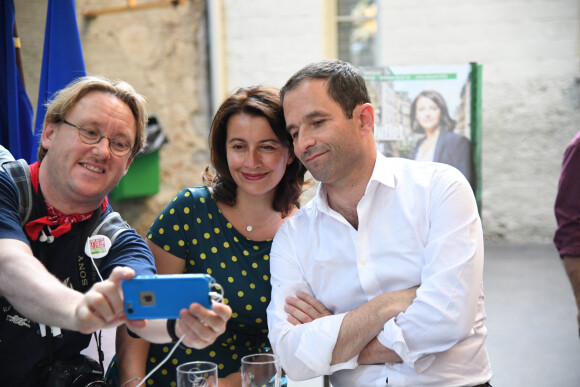 Cécile Duflot et Benoît Hamon dans une école élémentaire du quartier de Belleville à Paris, le 1er juin 2017. © Lionel Urman/bestimage