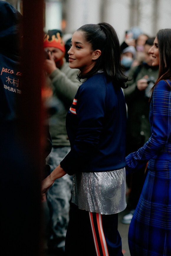 Leïla Bekhti arrive au défilé Paco Rabanne 2022-2023 pendant la Fashion Week de Paris au Palais de Tokyo le 23 janvier 2022. Photo by Marie-Paola Bertrand-Hillion/ABACAPRESS.COM