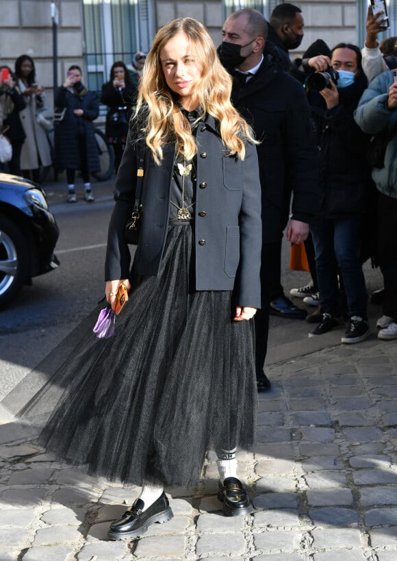 Lady Amelia Windsor arrive au défilé Dior Haute Couture Printemps/Été 2022 dans le cadre de la Fashion Week de Paris, France, le 24 janvier 2022. © Veeren-Clovis/Bestimage 