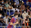 L'infante Cristina de Bourbon et son mari Inaki Urdangarin assistent à un match de handball de leur fils Pablo à Barcelone le 23 octobre 2021.