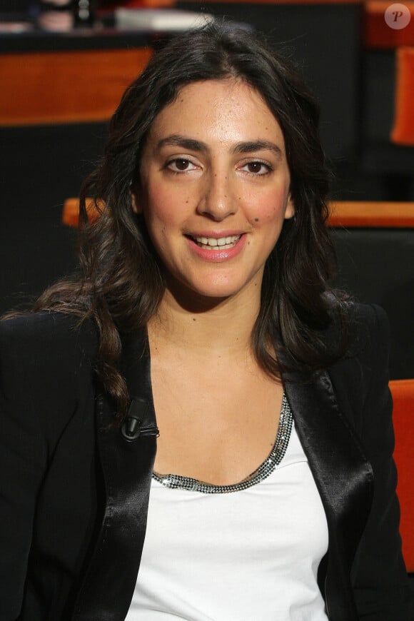 Anna Cabana lors de l'émission 'Au Field de la Nuit ' présenté par Michel Field à Paris le 15 avril 2016.