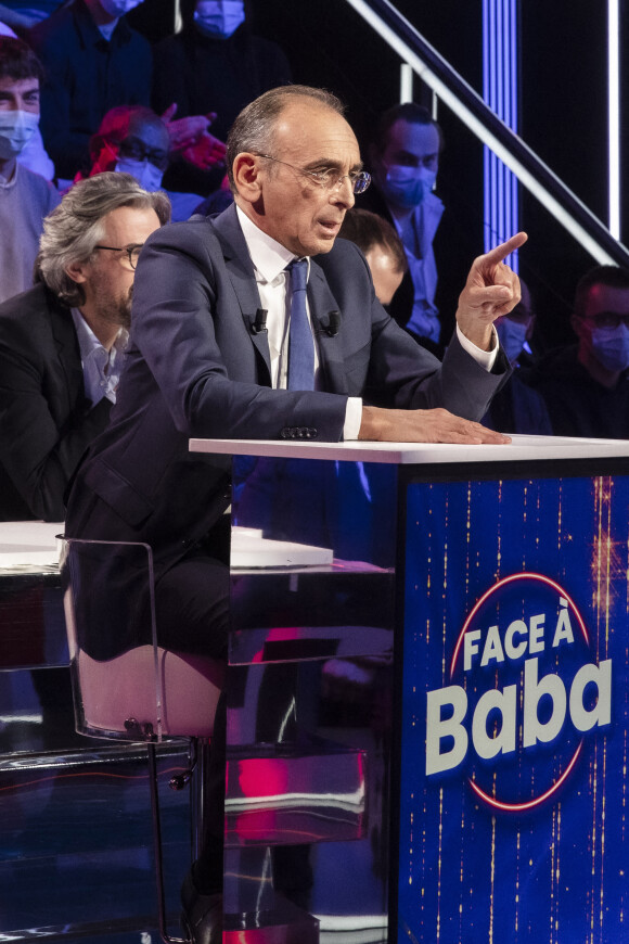 Eric Zemmour - Enregistrement de l'émission "Face à Baba, Spéciale Jean-Luc Mélenchon", présentée par Cyril Hanouna et diffusée en direct le 27 janvier sur C8