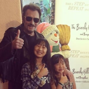 Johnny Hallyday avec ses filles Jade et Joy en 2017.