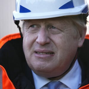 Boris Johnson (Premier ministre du Royaume-Uni), rend visite aux dockers des quais de Tilbury dans l'Essex, le 31 janvier 2022.