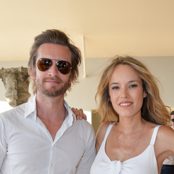 Exclusif - Philippe Lacheau et sa compagne Elodie Fontan - People lors du dîner - Tente VIP - Longines Paris Eiffel Jumping au Champ de Mars à Paris le 6 juillet 2019. © Veeren / Bestimage