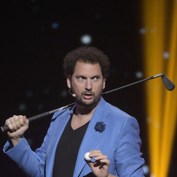 Exclusif - Eric Antoine - Enregistrement de l'émission "Tout le monde chante contre le cancer" au Palais des Congrès à Paris, diffusée le 23 décembre sur W9.  © Giancarlo Gorassini-Cyril Moreau / Bestimage 