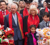 Le prince Charles, prince de Galles, et Camilla Parker Bowles, duchesse de Cornouailles, visitent Chinatown à l'occasion du Nouvel An lunaire à Londres