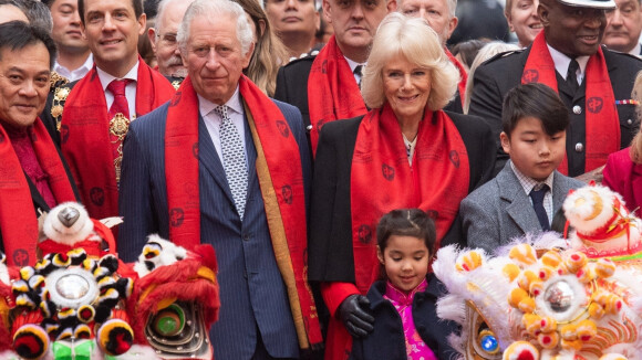 Prince Charles : Sortie festive avec Camilla, sans masques, pour le Nouvel An lunaire