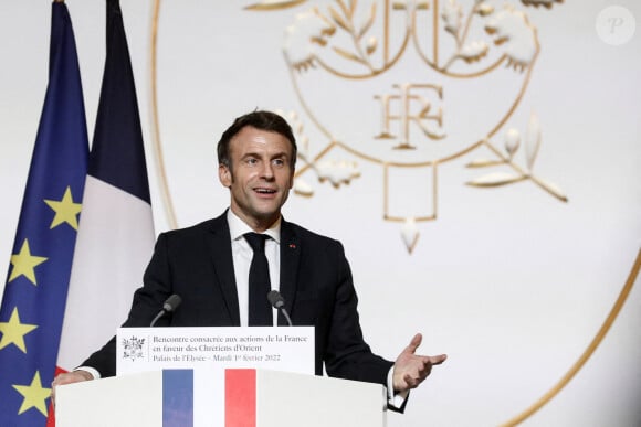 Le président de la république, Emmanuel Macron durant une rencontre consacrée aux actions de la France en faveur des chrétiens d'Orient au palais de l'Elysée, Paris, France, le 1er février 2022.