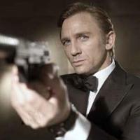 Et l'excellent cinéaste qui va réaliser le prochain James Bond est...