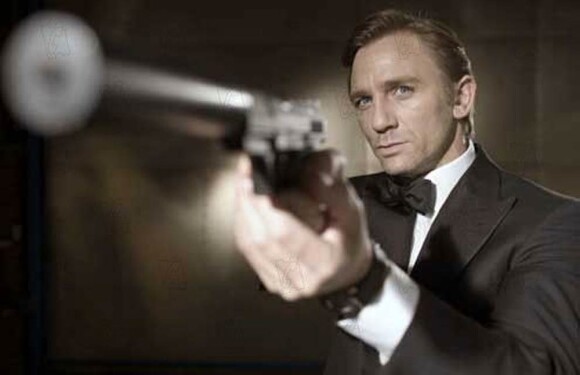 Le brillant Sam Mendes réalisera la prochaine aventure de James Bond avec Daniel Craig...