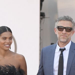 Vincent Cassel et sa femme Tina Kunakey - Red carpet pour le film "J'accuse!" lors du 76ème festival du film de venise, la Mostra le 30 Août 2019. 