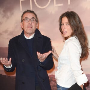 Christophe Dechavanne et sa fille Ninon à l'avant-première du film "Holy Lands" au cinéma UGC Normandie à Paris, France. © Coadic Guirec/Bestimage