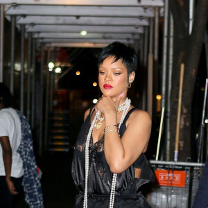 Rihanna est allée diner au restaurant Carbone à New York.