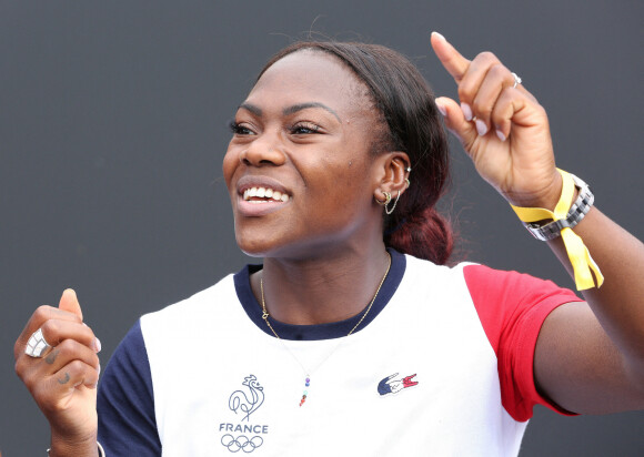 Clarisse Agbegnenou et l'équipe de France de Judo médaillée des jeux olympiques de Tokyo célébrés au Trocadéro à Paris, le 3 août 2021.