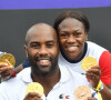 Teddy Riner, Clarisse Agbegnenou - Teddy Riner et l'équipe de France de Judo médaillée des jeux olympiques de Tokyo célébrés au Trocadéro à Paris, le 2 août 2021. © Veeren/Bestimage