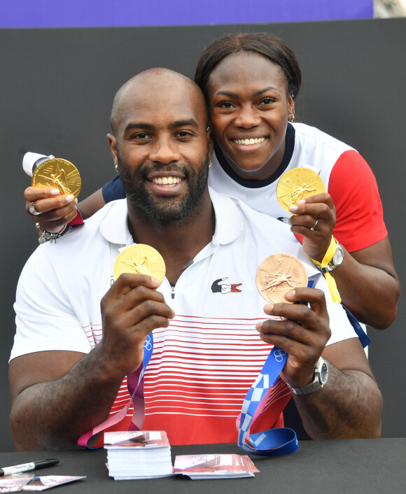 Teddy Riner, Clarisse Agbegnenou - Teddy Riner et l'équipe de France de Judo médaillée des jeux olympiques de Tokyo célébrés au Trocadéro à Paris, le 2 août 2021. © Veeren/Bestimage