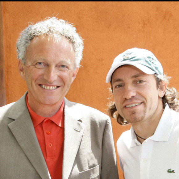 Nelson Monfort et Philippe Candeloro au tournoi de Roland Garros en 2009